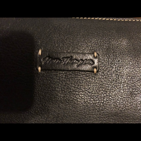 3 purses - Picture 3 of 7